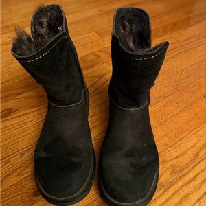 Black suede UGG Meadow boots